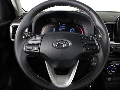 Certified 2023 Hyundai Venue SEL image 25