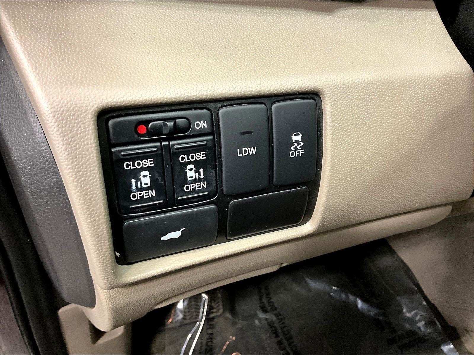 Used 2014 Honda Odyssey EX-L image 38