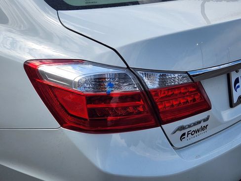 Used 2015 Honda Accord EX-L image 13
