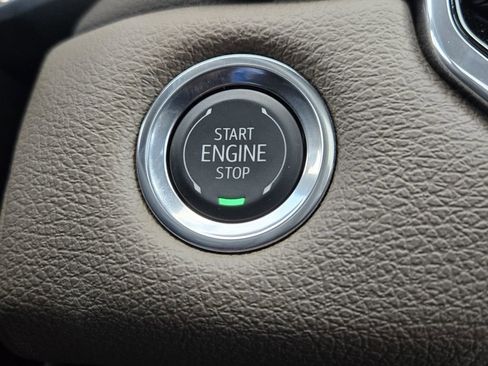 New 2026 GMC Canyon Denali image 31