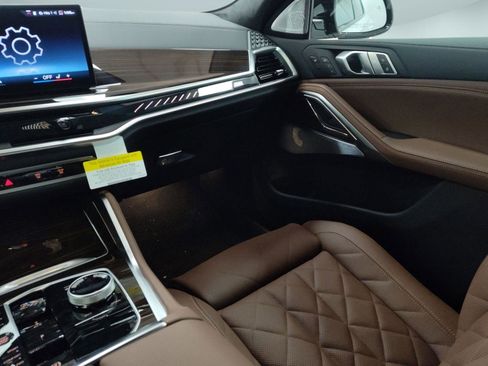 New 2026 BMW X6 M60i image 25