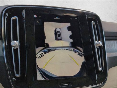 Used 2026 Volvo XC40 B5 Ultra w/ Climate Package AWD/4WD image 14