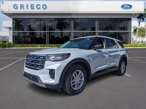 New 2026 Ford Explorer Active w/ Active Comfort Package image 4