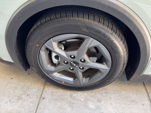 Used 2026 Kia K4 FWD image 30