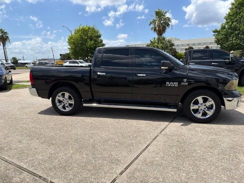 Used 2018 RAM 1500 Lone Star RWD image 4