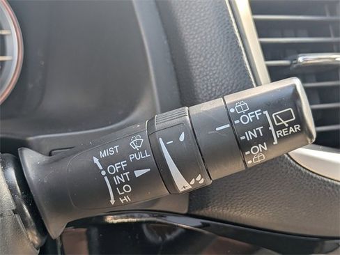 Used 2016 Honda Pilot Touring image 30