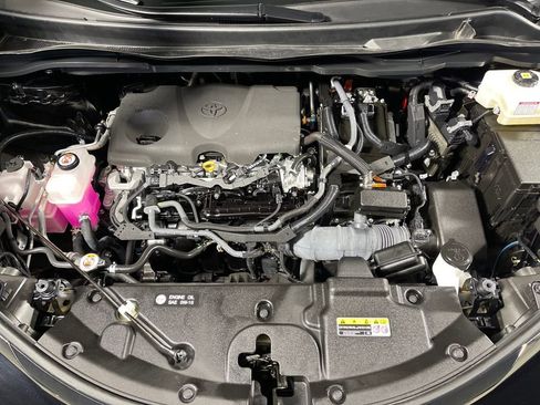 Certified 2023 Toyota Sienna XLE image 9