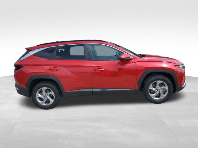 Used 2022 Hyundai Tucson SEL w/ Cargo Package AWD/4WD image 3