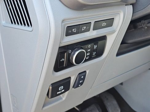 Used 2024 Ford F150 Lightning XLT AWD/4WD image 24