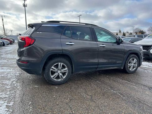 Used 2020 GMC Terrain SLE w/ Driver Convenience Package image 17