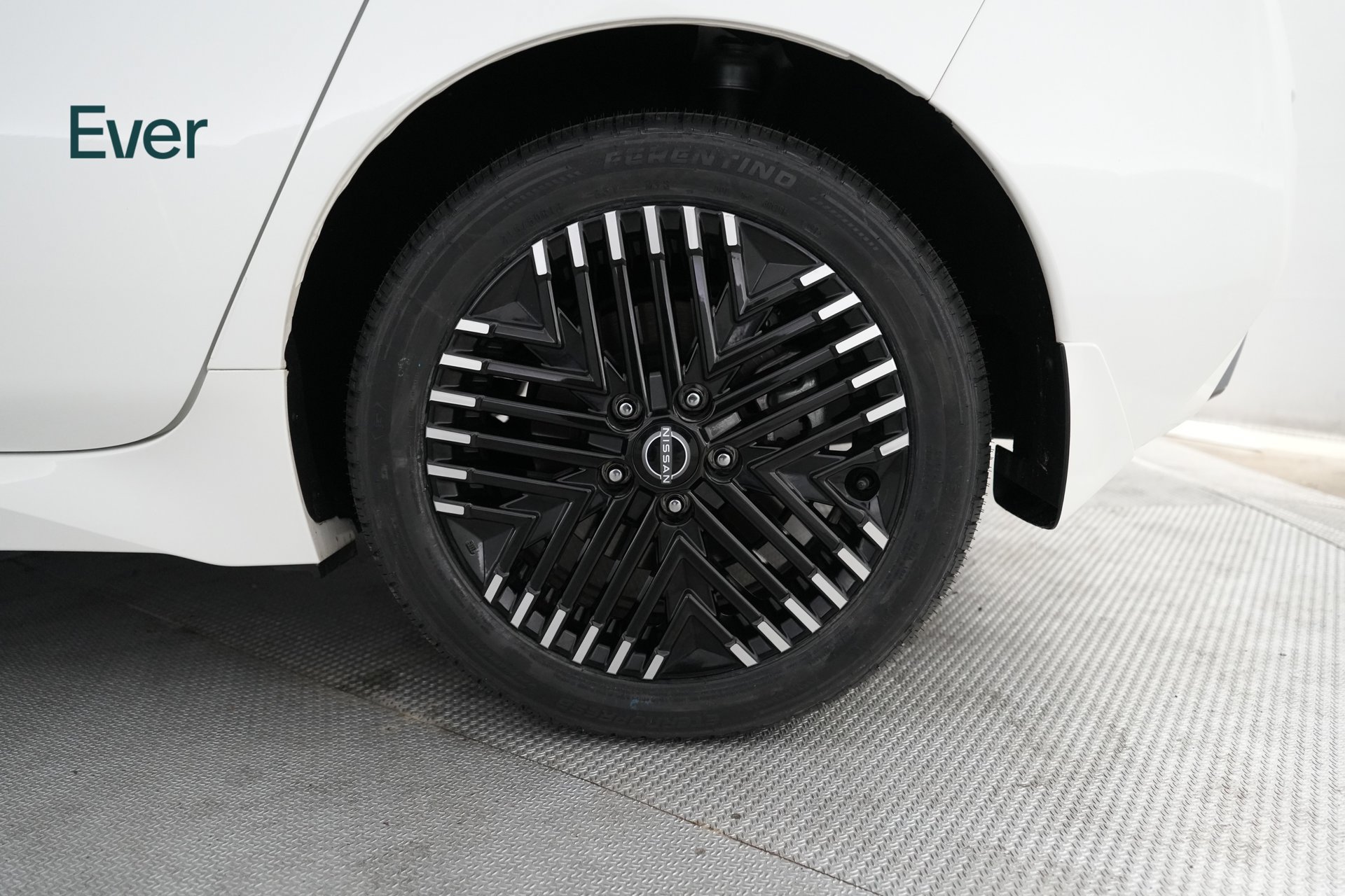 Used 2024 Nissan Leaf SV Plus FWD image 9