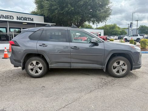 Used 2025 Toyota RAV4 XLE w/ Convenience Package FWD image 2