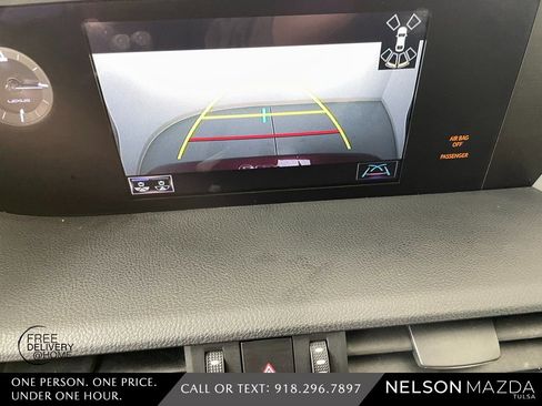 Used 2021 Lexus ES 300h w/ Premium Package image 28