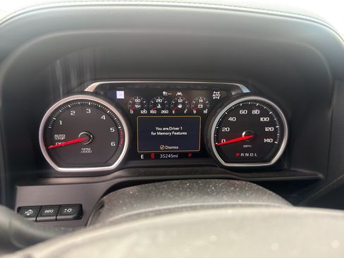 Used 2021 Chevrolet Silverado 1500 LTZ w/ LTZ Premium Package AWD/4WD image 3