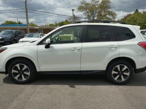 Used 2017 Subaru Forester 2.5i Limited w/ Popular Package #2 AWD/4WD image 5