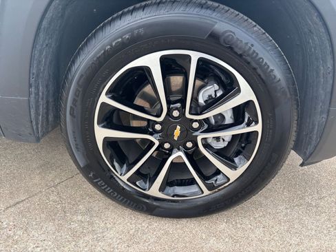 Used 2025 Chevrolet TrailBlazer LT image 28