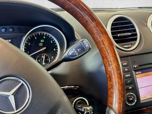 Used 2012 Mercedes-Benz GL 450 4MATIC image 16