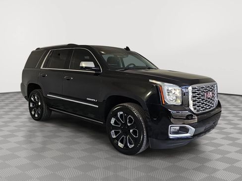 Used 2019 GMC Yukon Denali w/ Denali Ultimate Package RWD image 2