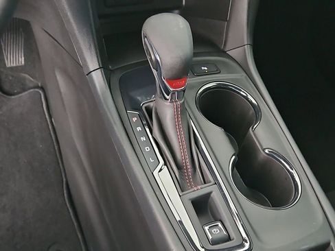 Used 2024 Chevrolet Equinox RS image 21