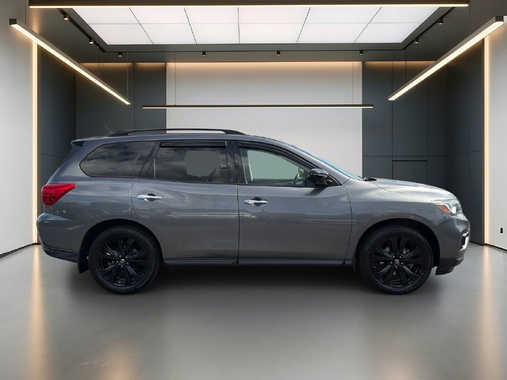 Used 2018 Nissan Pathfinder SL w/ Midnight Edition Package FWD image 7
