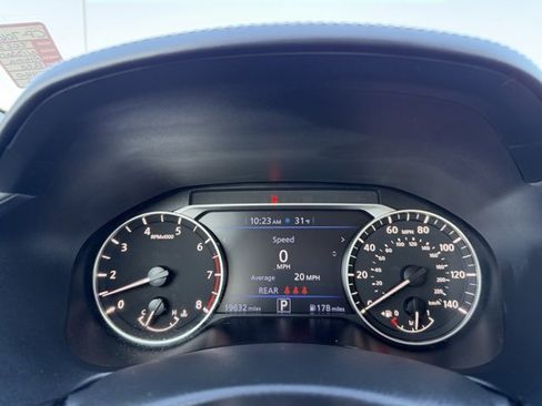 Used 2023 Nissan Altima 2.5 SR w/ SR Premium Package image 19