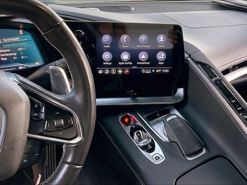 Used 2022 Chevrolet Corvette Stingray Coupe w/ Z51 Performance Package image 7