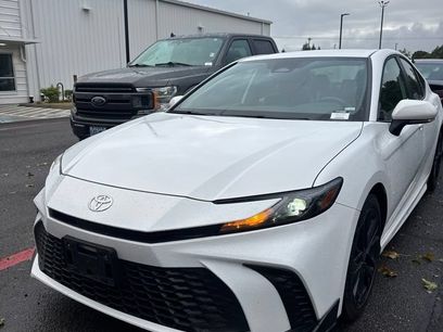 Used 2025 Toyota Camry SE