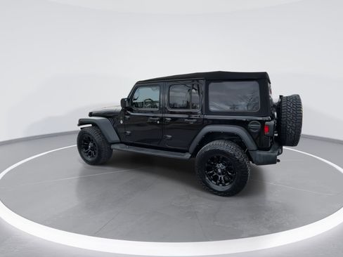 Used 2023 Jeep Wrangler Sport S image 12
