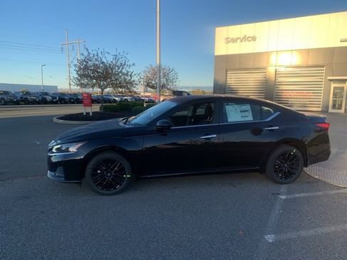 New 2025 Nissan Altima 2.5 SV w/ SV Special Edition Package image 4