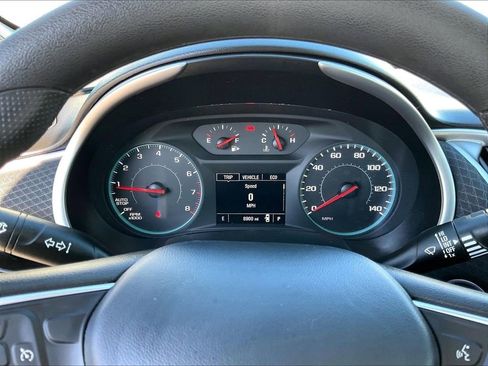 Used 2022 Chevrolet Malibu LT FWD image 24