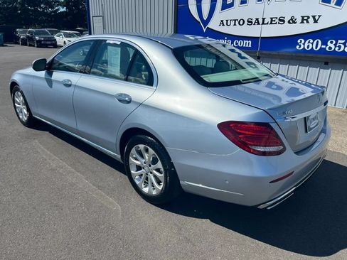 Used 2017 Mercedes-Benz E 300 4MATIC image 17