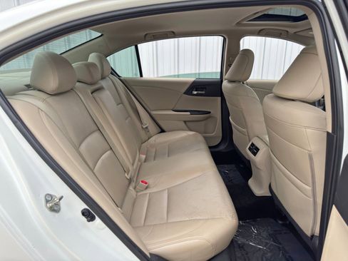 Used 2017 Honda Accord EX-L image 37