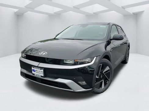 New 2025 Hyundai Ioniq 5 SE image 10