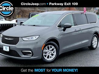 Used 2023 Chrysler Pacifica Touring-L 360° Tour