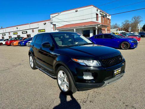 Used 2015 Land Rover Range Rover Evoque Pure Premium image 3