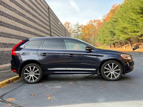 Used 2017 Volvo XC60 T6 Inscription w/ Climate Package AWD/4WD image 18