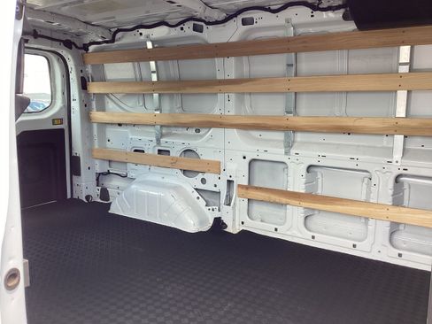 Used 2025 Ford Transit 250 Low Roof w/ Exterior Upgrade Package RWD image 13