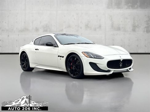 Used 2015 Maserati GranTurismo MC image 1