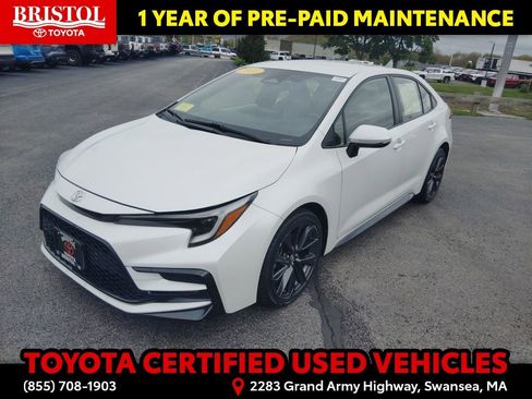 Used 2023 Toyota Corolla SE w/ Carpet Mat Package (TMS) FWD image 3