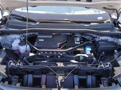 Used 2024 Audi Q4 e-tron Premium Plus image 39