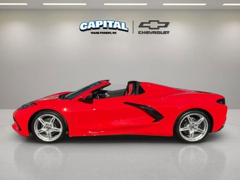 Used 2022 Chevrolet Corvette Stingray Preferred Conv w/ 2LT image 2