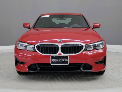 Used 2020 BMW 330i Sedan w/ Driving Assistance Package image 3