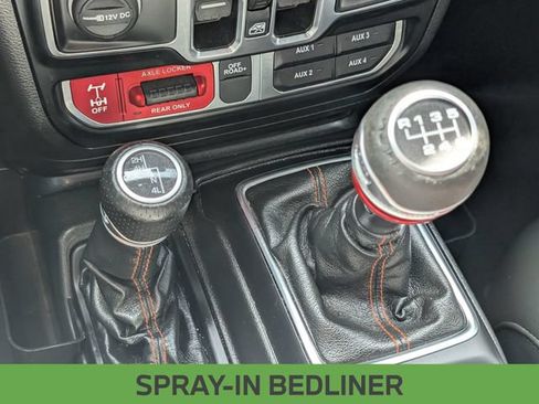 Used 2022 Jeep Gladiator Mojave w/ LED Lighting Group AWD/4WD image 24