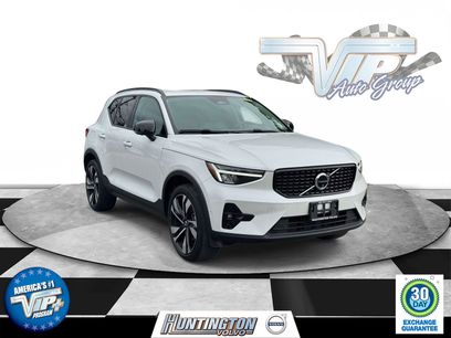 Certified 2024 Volvo XC40 B5 Plus w/ Protection Package Premier