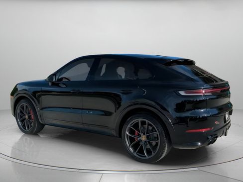 Used 2024 Porsche Cayenne S AWD/4WD image 20