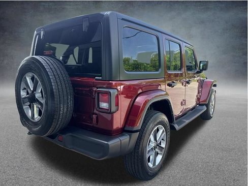 Used 2021 Jeep Wrangler Unlimited Sahara AWD/4WD image 5