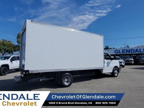 New 2025 Chevrolet Express 3500 w/ Power Convenience Package image 8
