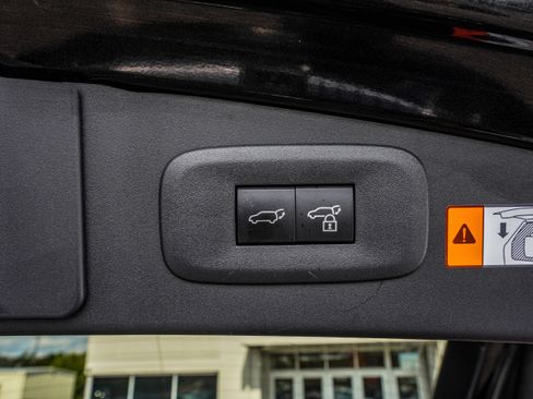 Used 2023 Lexus RZ 450e Premium image 45