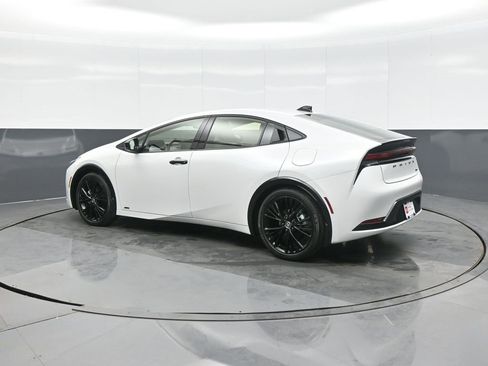 Certified 2026 Toyota Prius AWD image 5