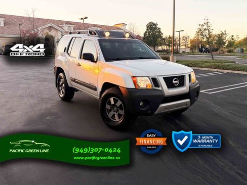 Used 2010 Nissan Xterra Off-Road image 3